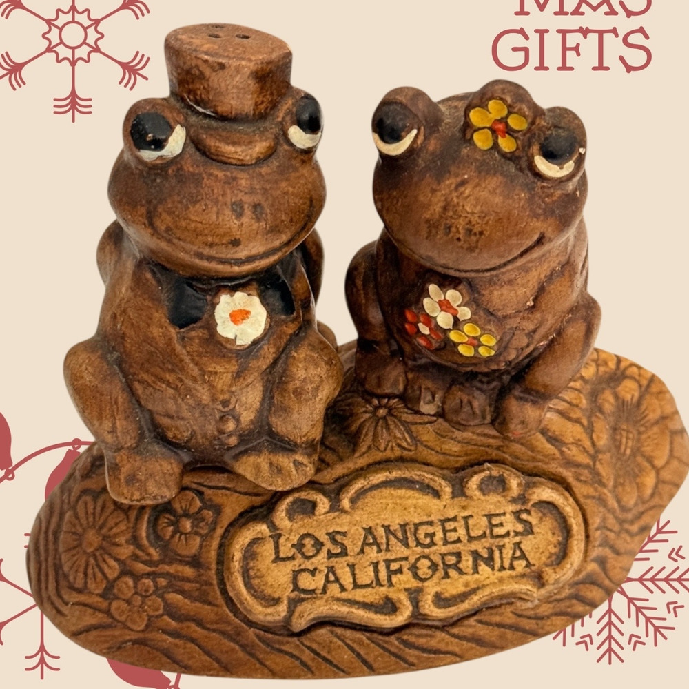 Vtg Treasure Craft Frogs on a Log Salt Pepper Shakers Los Angeles California